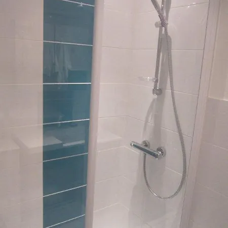 Centre Et A Pied Echappee * Cannes