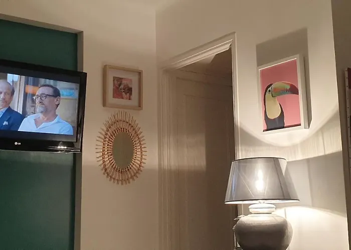 Centre Et A Pied Echappee *