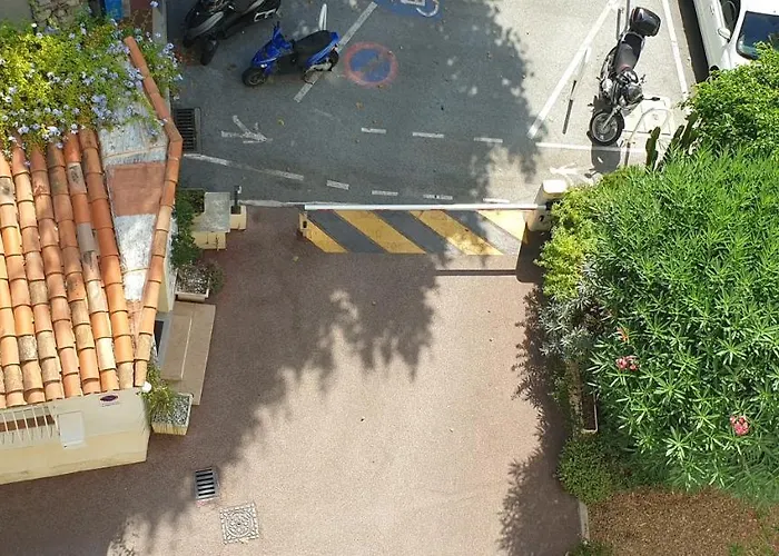 Appartement Centre Et A Pied Echappee Cannes